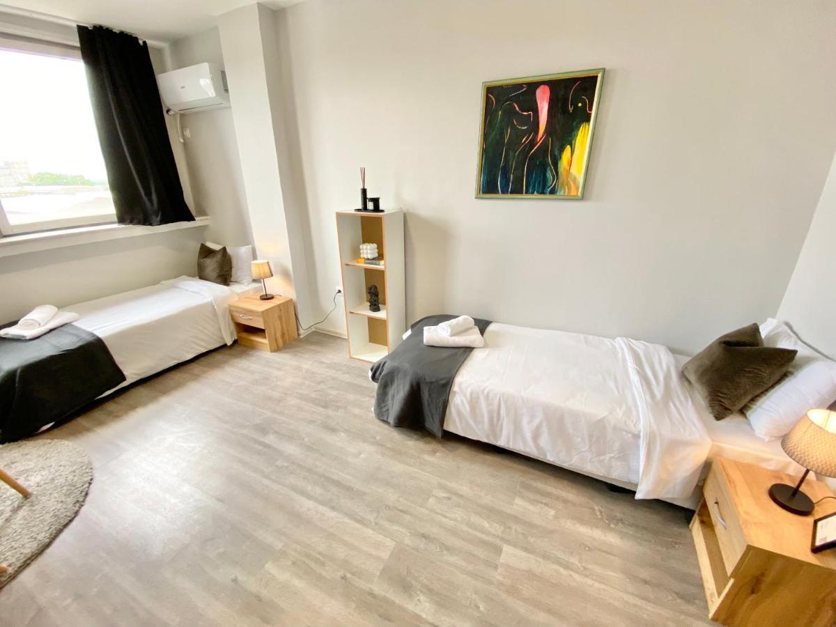 Hello Studios Budget Stays Free Parking & Wifi Stara Zagora Exterior foto
