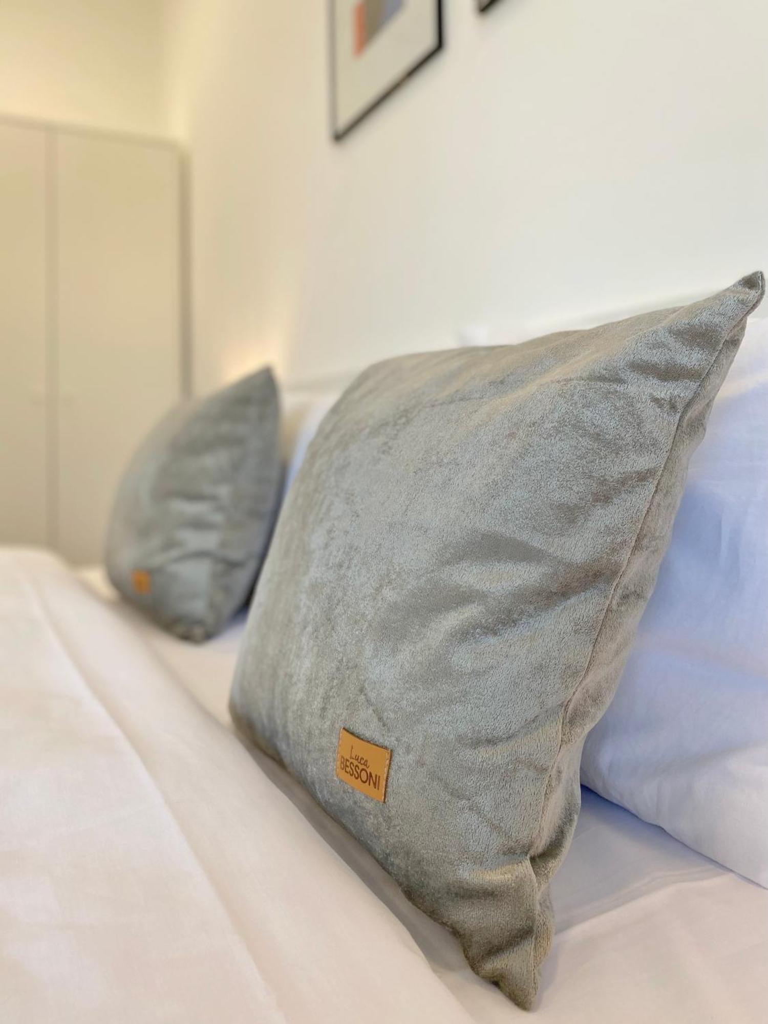 Hello Studios Budget Stays Free Parking & Wifi Stara Zagora Exterior foto