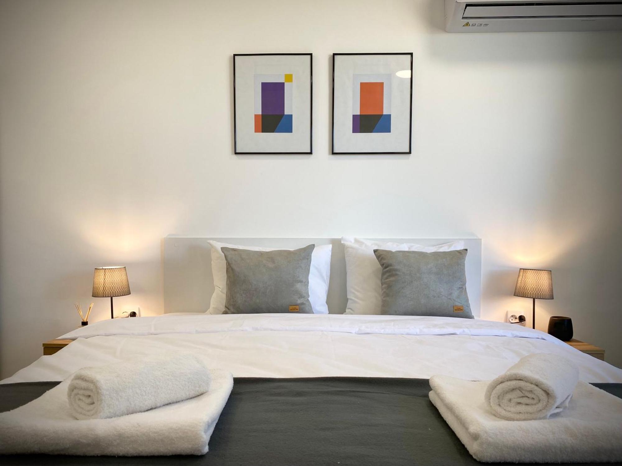 Hello Studios Budget Stays Free Parking & Wifi Stara Zagora Exterior foto