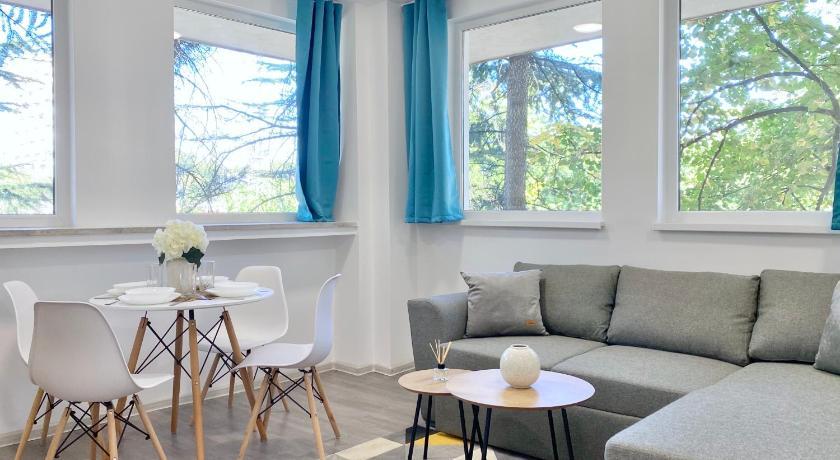 Hello Studios Budget Stays Free Parking & Wifi Stara Zagora Exterior foto